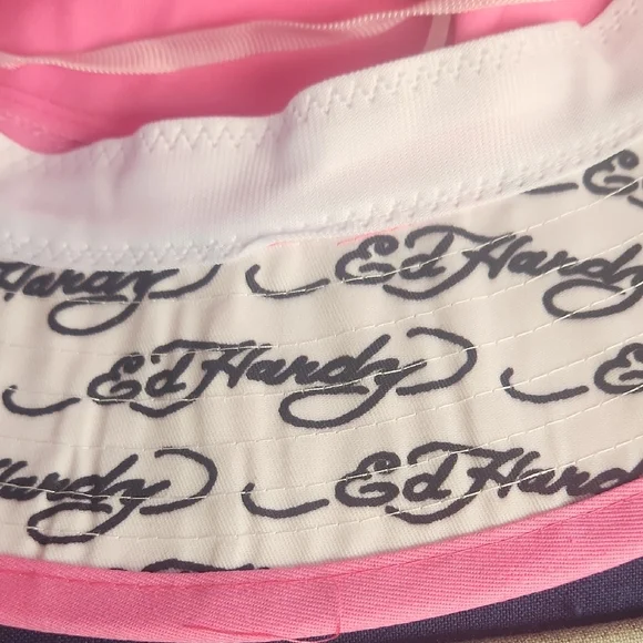 Ed Hardy Pink Bucket Hat with Skull Design - Picture 6 of 8
